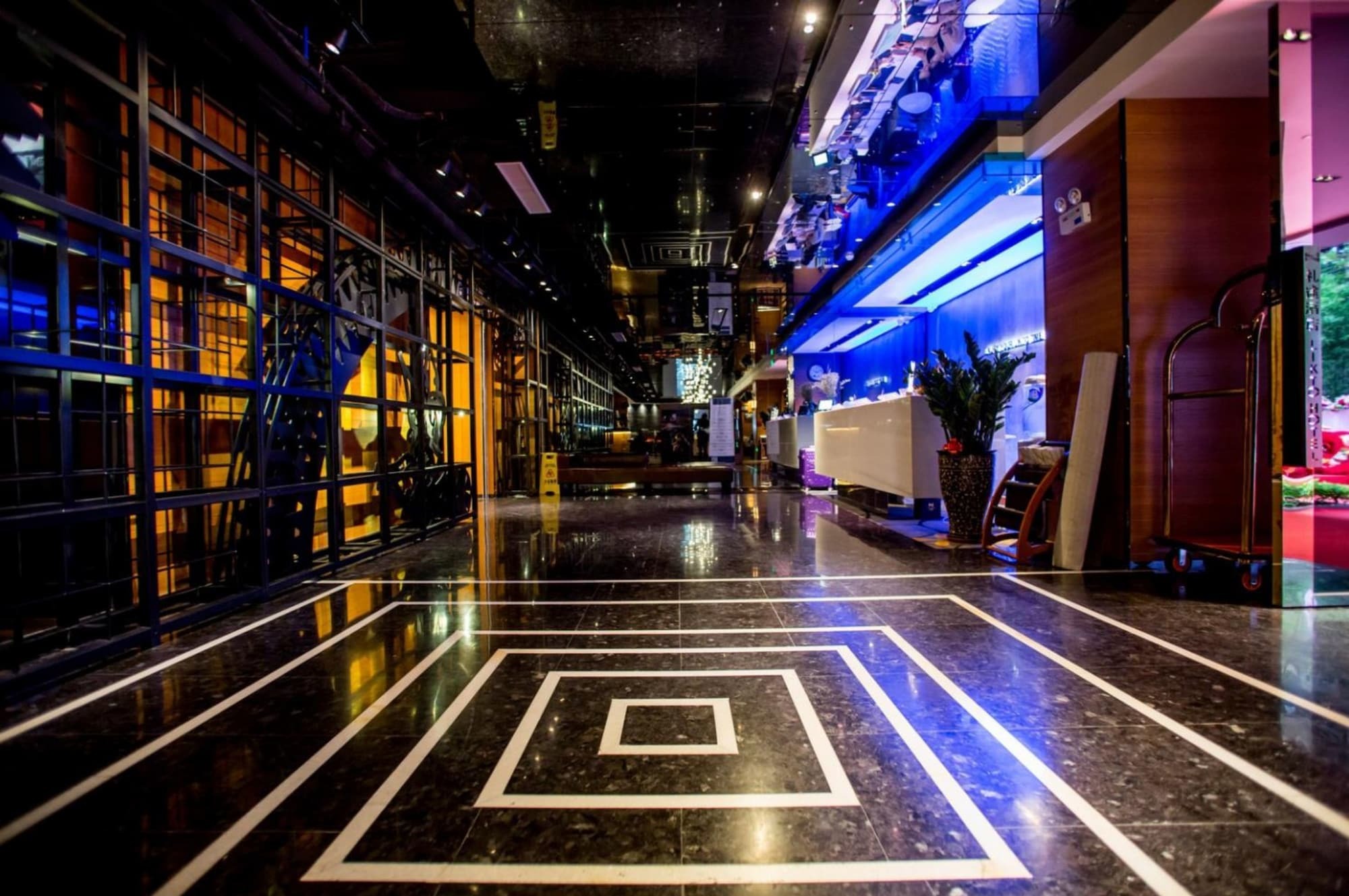 Likto Hotel Гуанджоу Екстериор снимка